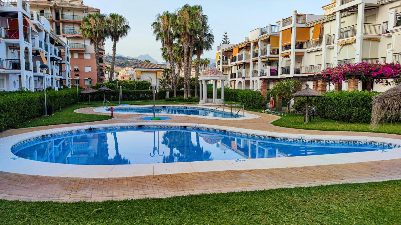 Laguna Beach Costasol - Alojamientos La Torre Торрокс Екстер'єр фото
