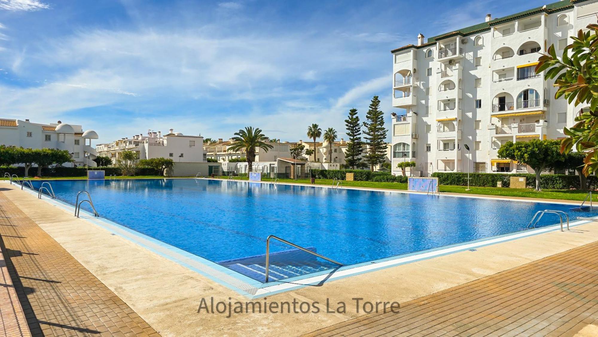 Laguna Beach Costasol - Alojamientos La Torre Торрокс Екстер'єр фото